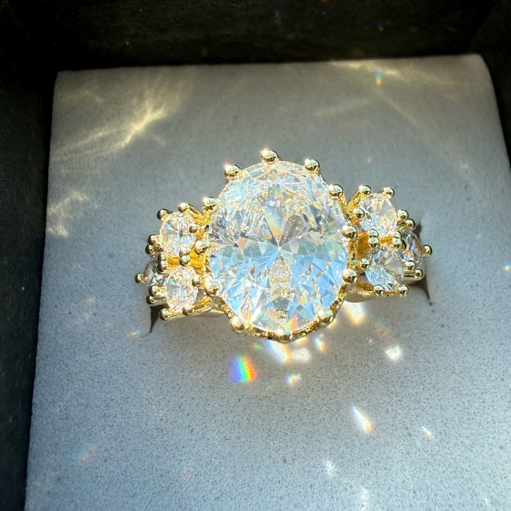 NWT Pretty Bird Jewelry Yellow Gold Plated Statement ring size 7